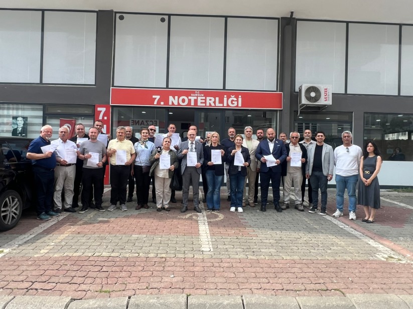 Samsun'da CHP delegeleri kurultay çağrısı yaptı