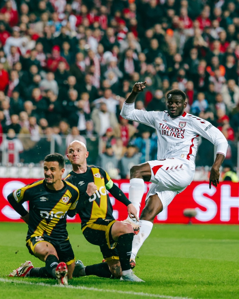 Samsunspor avantajı kaçırdı