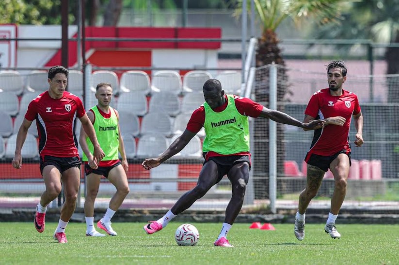 Samsunspor'da Göztepe mesaisi sürüyor