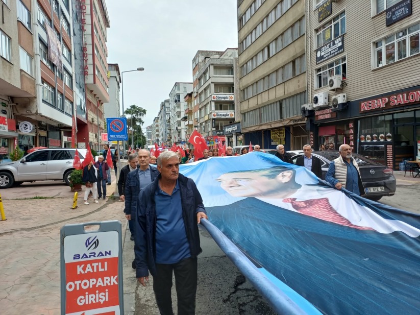 Tanju Arat: 'Astsubayların Hakkı Teslim Edilmeli'