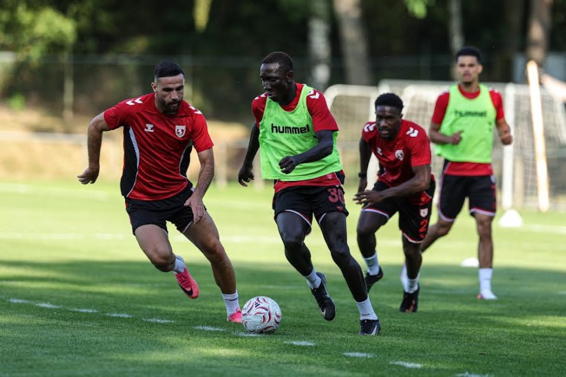 Samsunspor'da Hollanda Mesaisi Başladı! Fink Takımı Sahaya İndirdi
