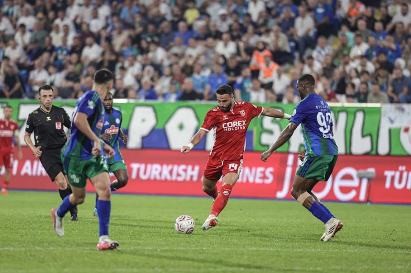 Samsunspor Rize'de Kazandı! Karadeniz Derbisinde 3 Puan Samsun'un