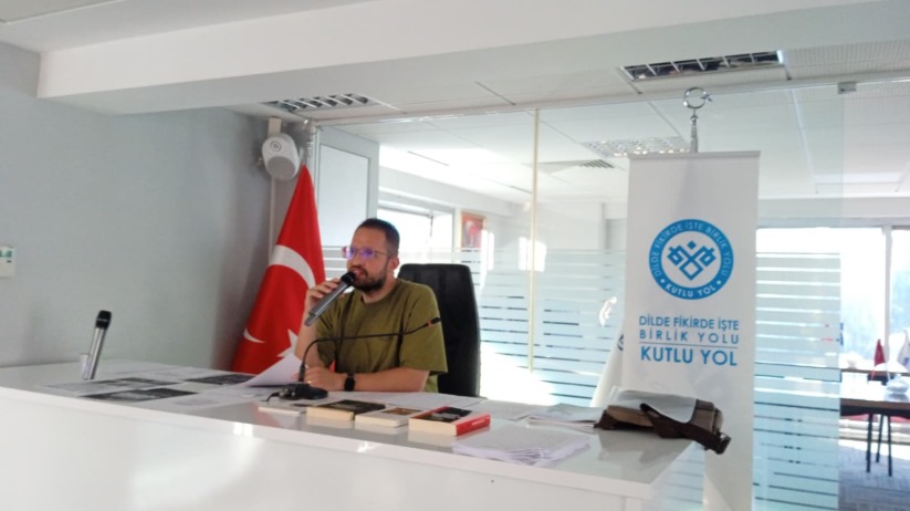 Kaan Eminoğlu'ndan 'Türkçenin Kurtuluş Savaşı' Söyleşisi