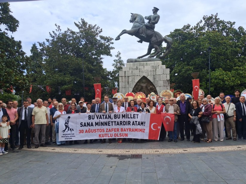 Kocakaya'dan 30 Ağustos'ta kritik uyarı: 'Milli egemenlik zedelenmemeli'