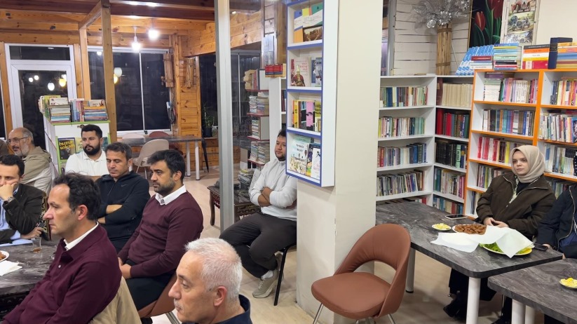 Prof. Dr. Faruk Sancar, Kitap Kahve'de 'Müslümanca Yaşamak' Üzerine Konuştu