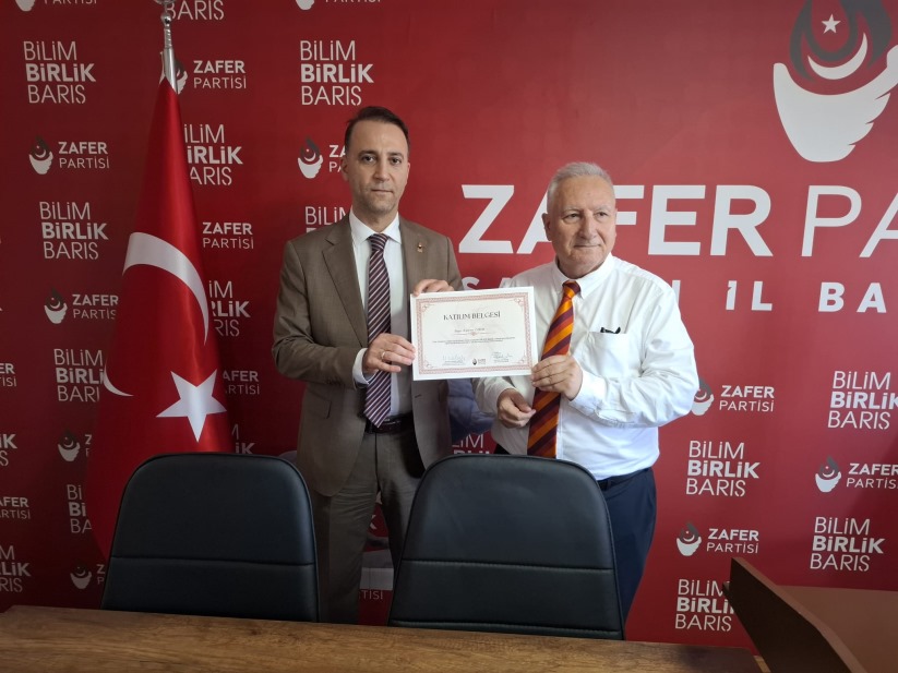 Zafer Partisi Samsun İl Başkanlığı Teşkilatlarını Siyaset Okulu İle Geleceğe Hazırladı