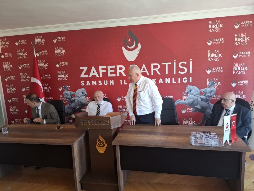 Zafer Partisi Samsun İl Başkanlığı Teşkilatlarını Siyaset Okulu İle Geleceğe Hazırladı