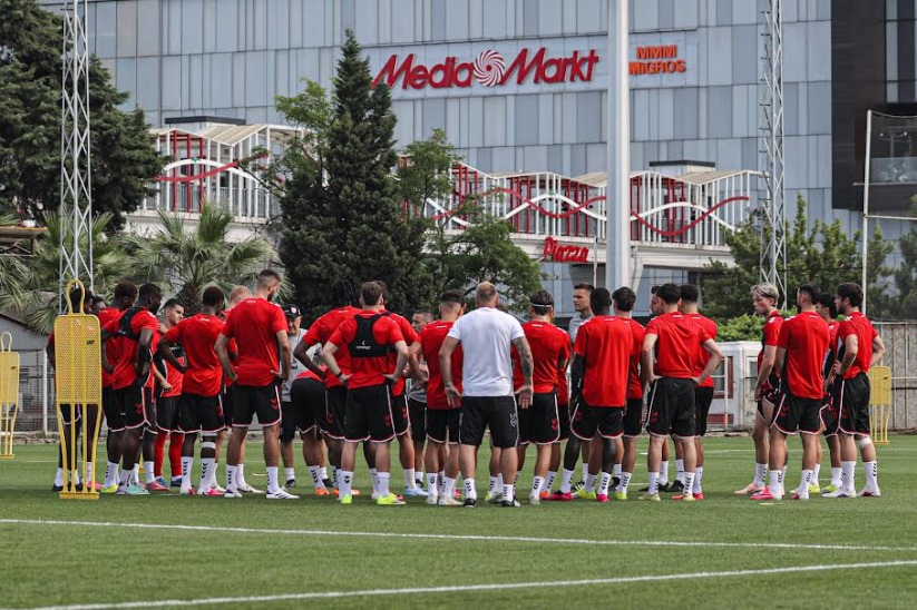 Samsunspor Yeni Sezonu Çift Antrenmanla Açtı