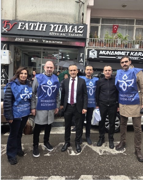 Hürriyetçi Eğitim Sen'den şiddet mağduru öğretmene destek!